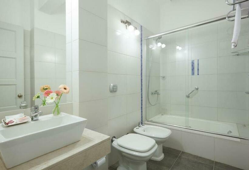 جناح, Gran Hotel Paysandú