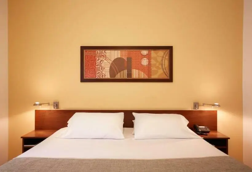 اتاق استاندارد چهار تخته, Gran Hotel Paysandú
