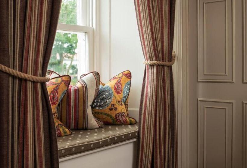 디럭스 패밀리 룸, Beadnell Towers