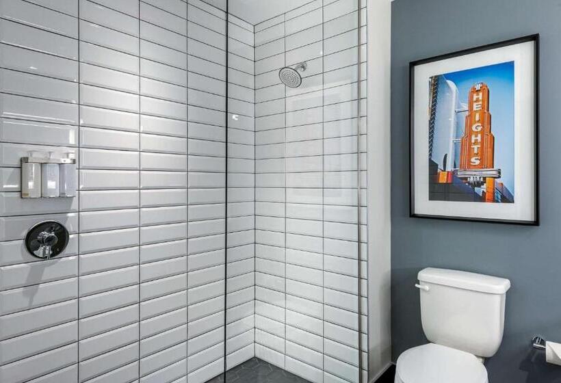 اتاق استاندارد با تخت بزرگ, Cambria Hotel Houston Downtown Convention Center