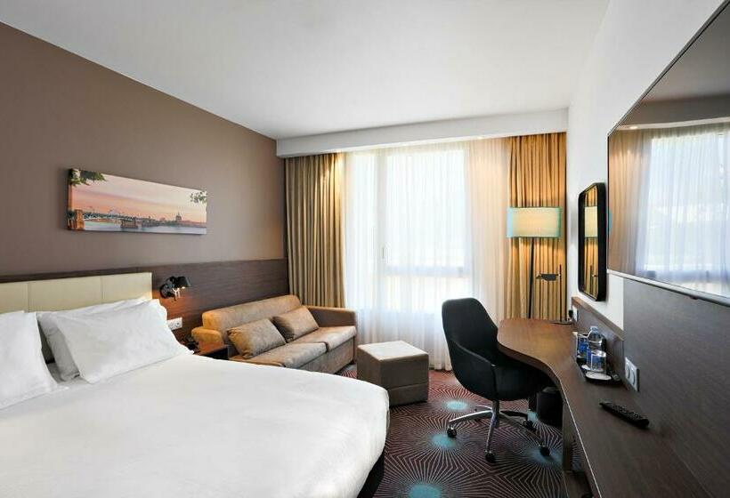 ファミリールーム, Hampton By Hilton Toulouse Airport