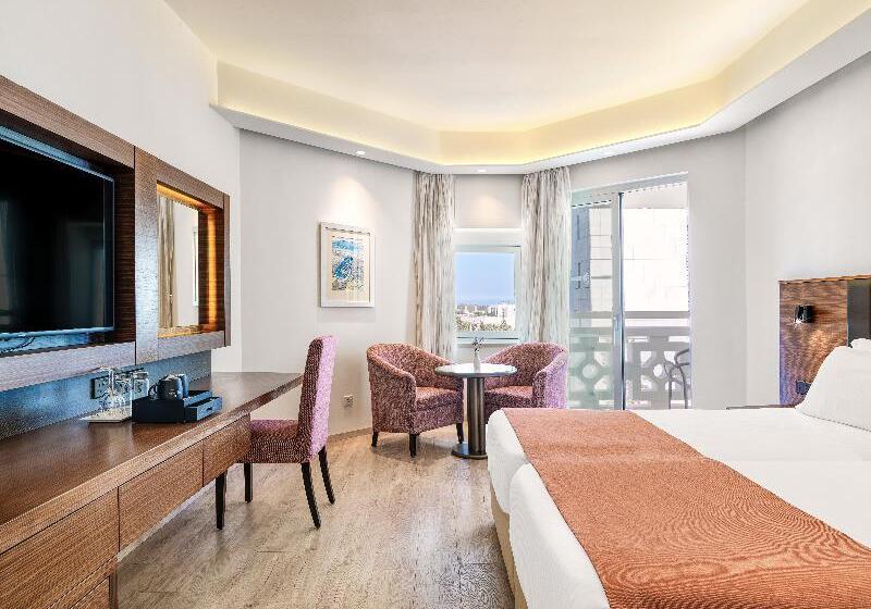 Стандартный Номер Кровать Кинг, Hilton Aberdeen Teca
