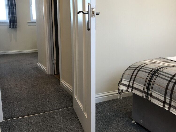 Люкс Классика, The Millcroft