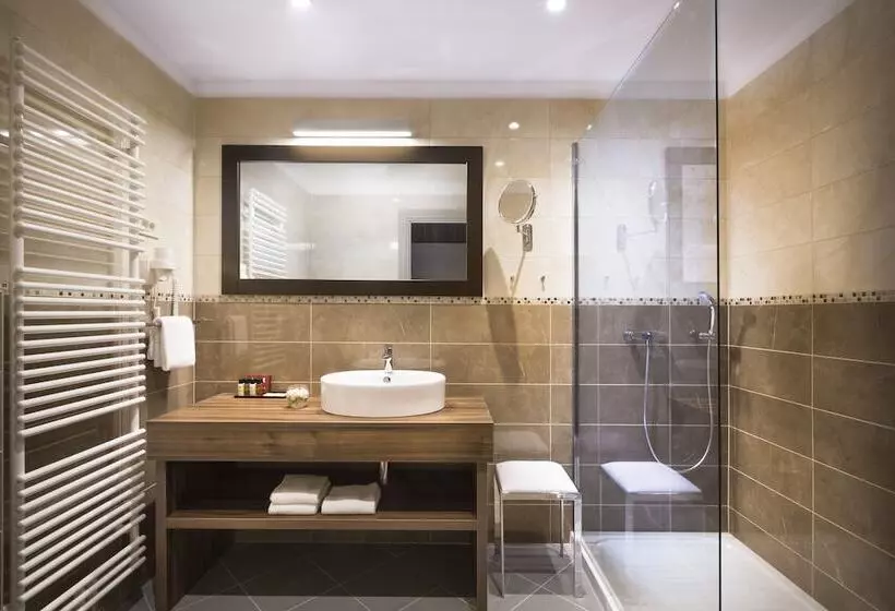 اتاق استاندارد با چشم‌انداز پارک, Remisens Casa Rosa   Hotel Metropol Annexe