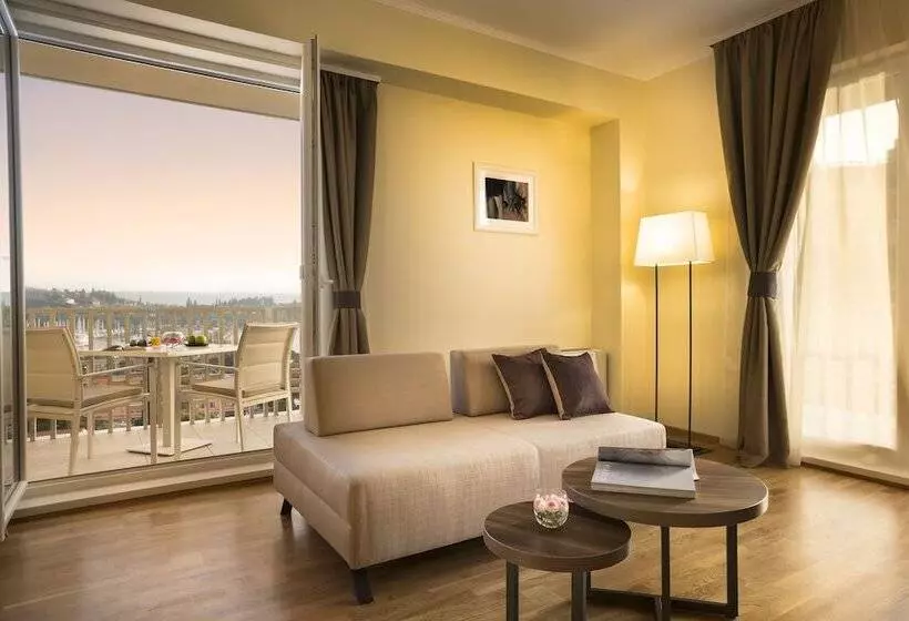 اتاق راحتی با چشم‌انداز دریا, Remisens Casa Rosa   Hotel Metropol Annexe