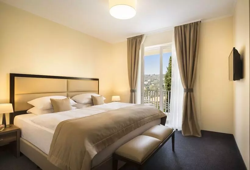سوییت, Remisens Casa Rosa   Hotel Metropol Annexe