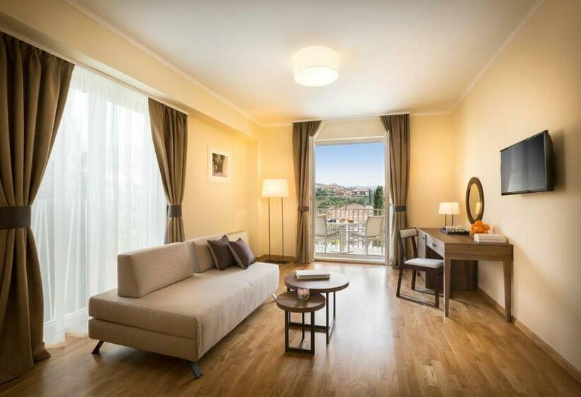 سوئیت با بالکن, Remisens Casa Rosa Hotel Metropol Annexe