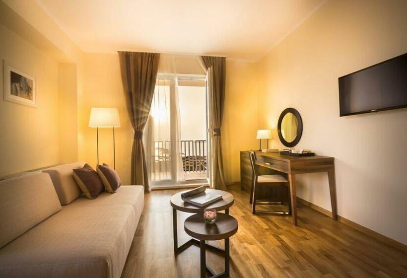 سوییت با چشمانداز دریا, Remisens Casa Rosa Hotel Metropol Annexe