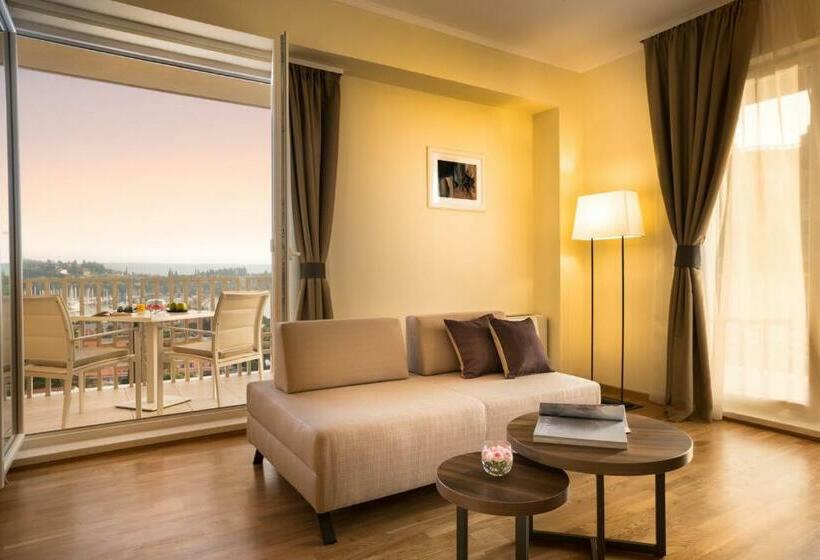 سوییت با چشمانداز دریا, Remisens Casa Rosa Hotel Metropol Annexe