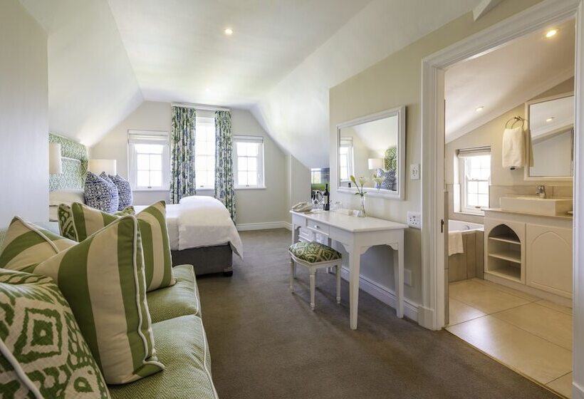 Номер Стандарт, The Cellars Hohenort