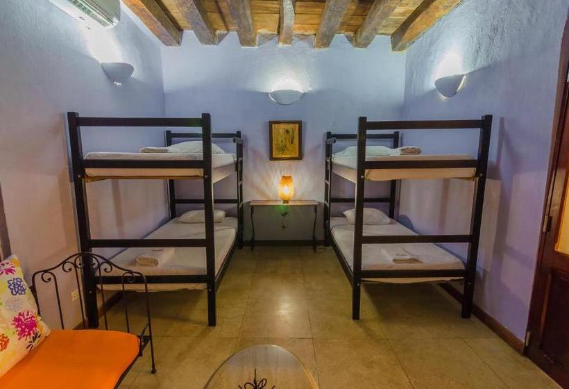 침실 3개 아파트, Casa Cordoba Román