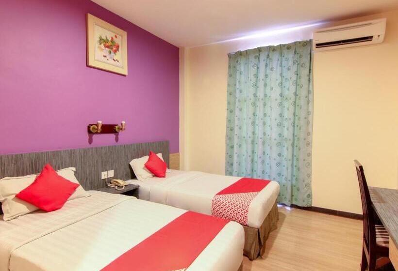 Quarto Deluxe, Esplanade By Oyo Rooms