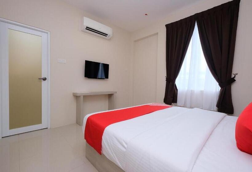 Deluxe Room King Size Bed, Mancalin Hotel By Oyo Rooms