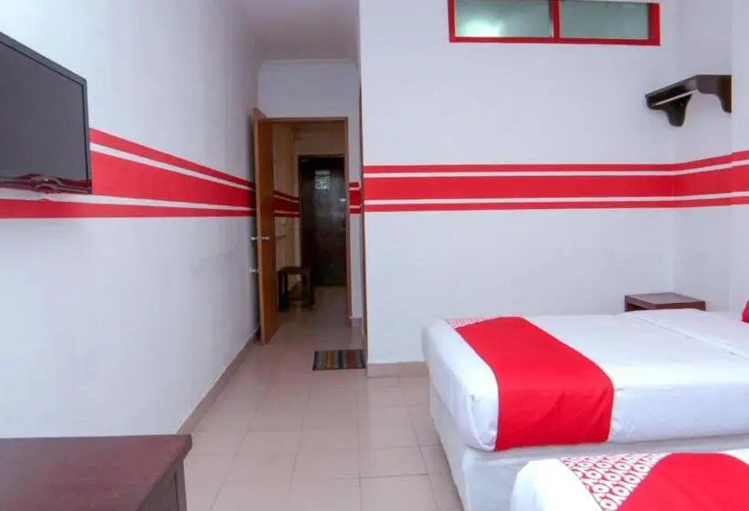 Perhesviitti, Mandyrin Hotel By Oyo Rooms