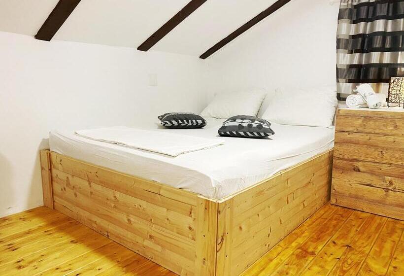 کابین, Guesthouse Stari Jasen