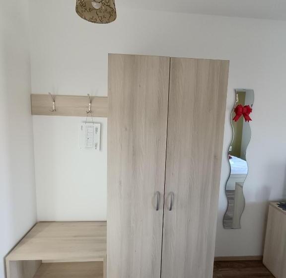 スタンダードルーム, Guesthouse Stari Jasen