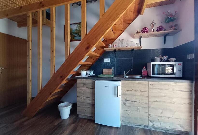 キャビン, Guesthouse Stari Jasen