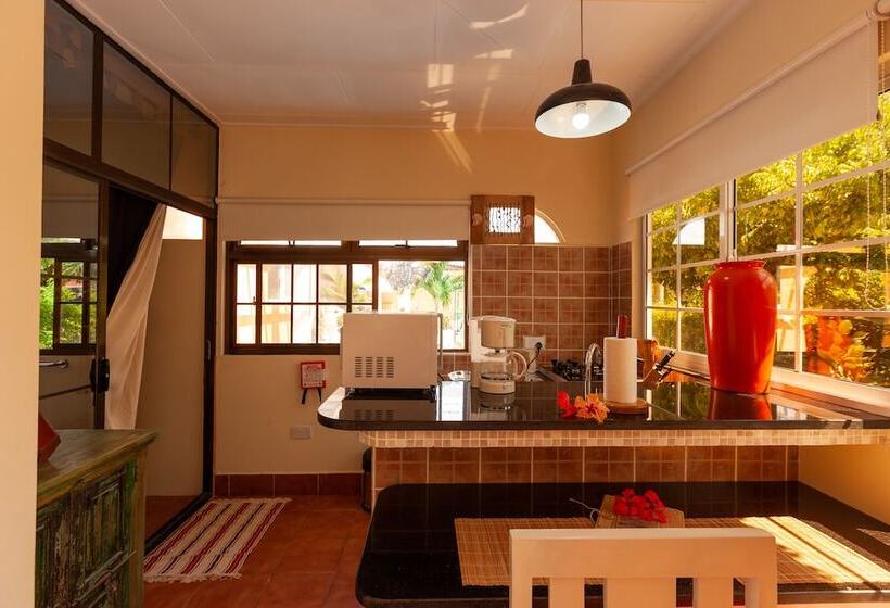 家庭房带园景, Oceane Self Catering