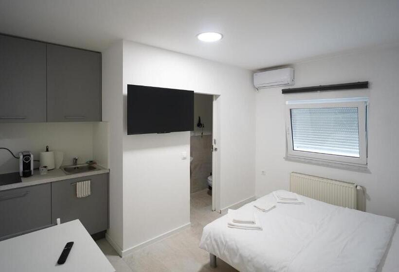 استودیوی لوکس, Apartments Choice