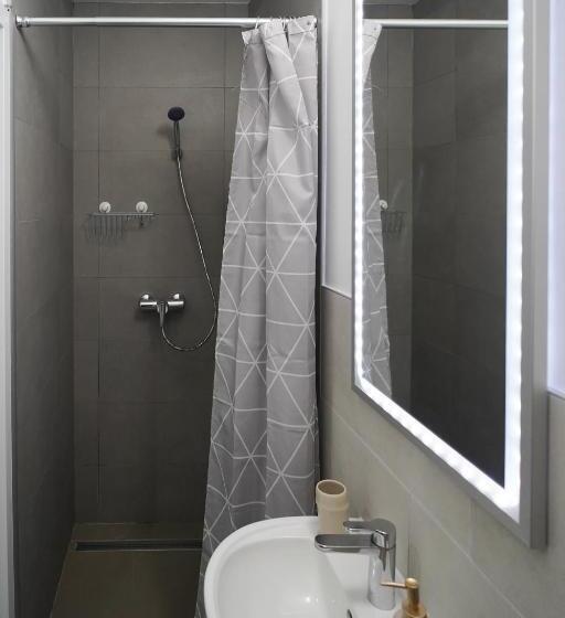 דירה בת חדר שינה 1 עם מרפסת, Apartments Choice