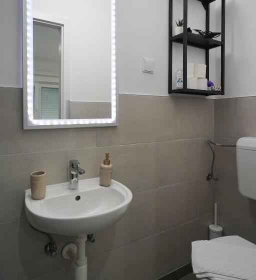 דירה בת חדר שינה 1 עם מרפסת, Apartments Choice