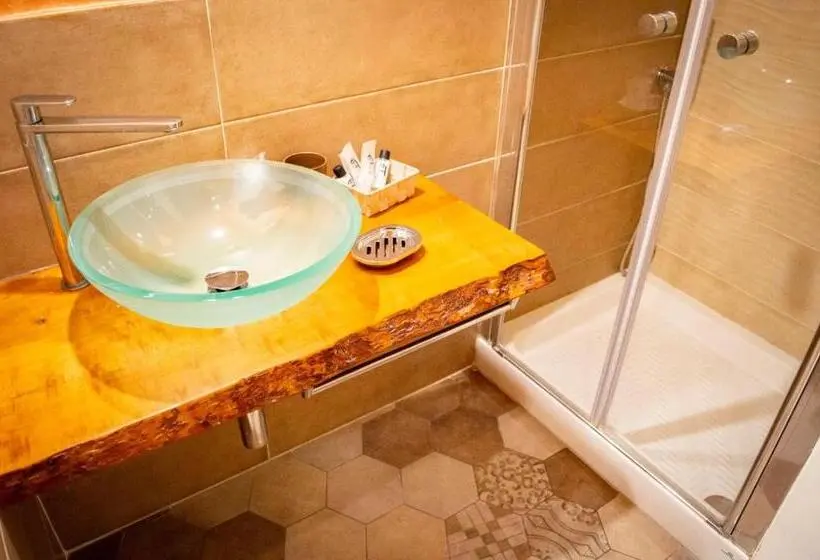 Klasik Oda, Alterego B&b