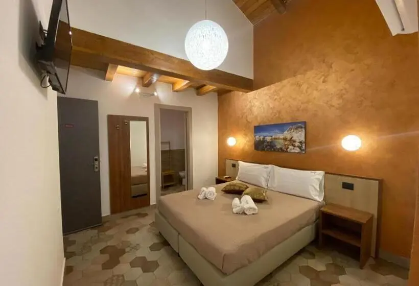 Klasik Oda, Alterego B&b