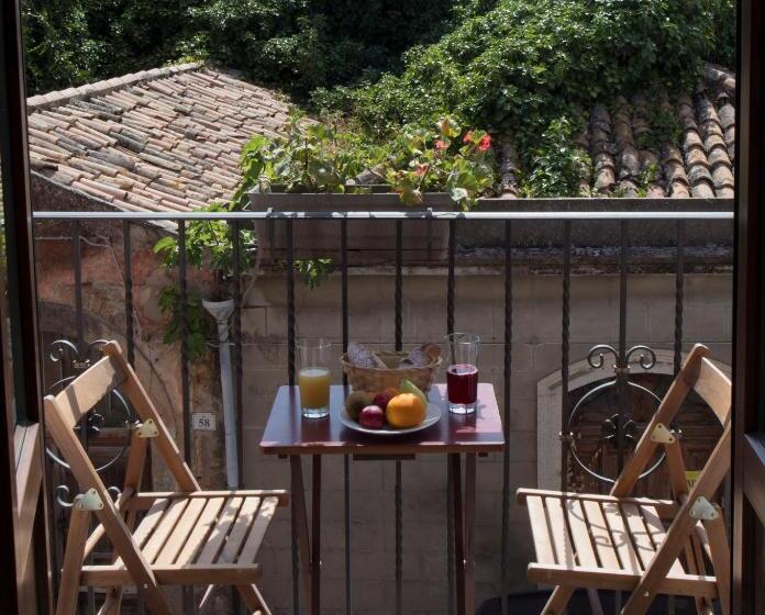 Номер Стандарт с Балконом, Alterego B&b