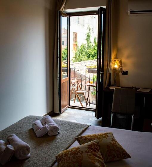 Номер Стандарт с Балконом, Alterego B&b