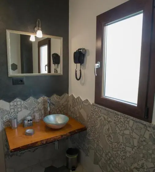 Çift Kişilik Yataklı Standart Oda, Alterego B&b