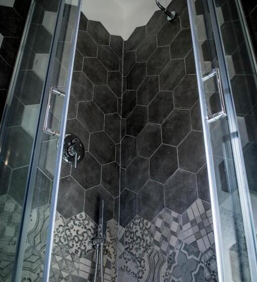 Номер Стандарт Двуспальная Кровать, Alterego B&b