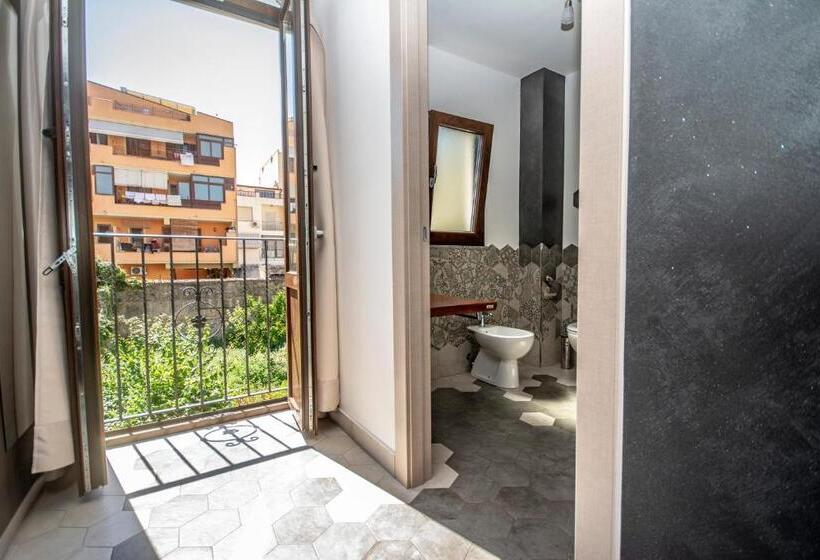 Номер Стандарт Двуспальная Кровать, Alterego B&b