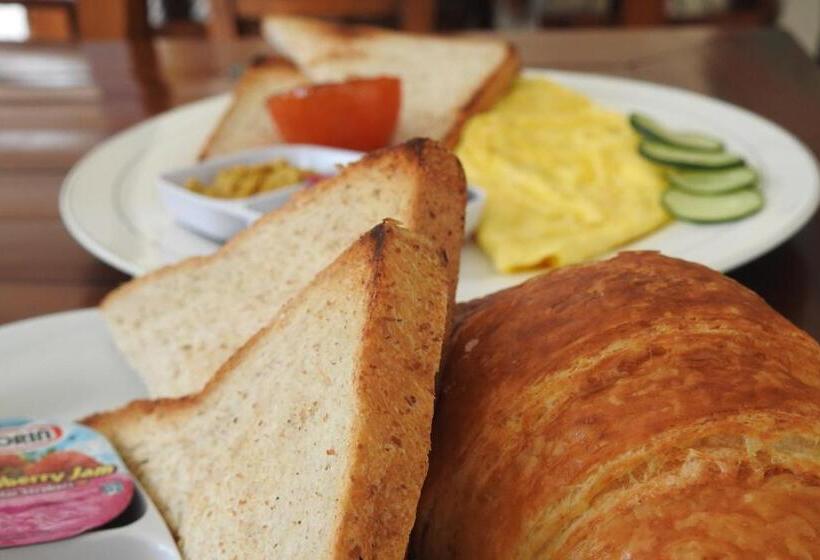 اتاق استاندارد, D Batur