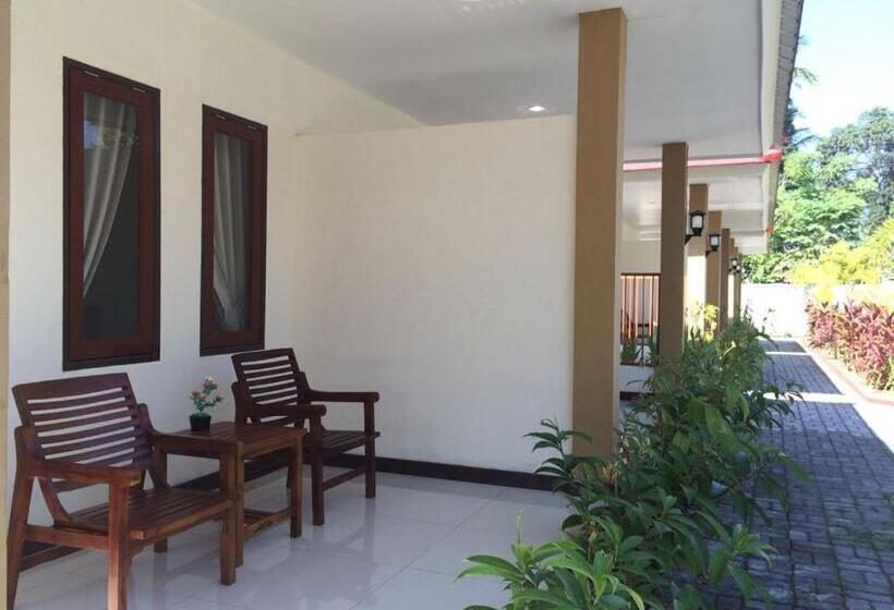 اتاق سوپریور با تخت بزرگ, D Batur