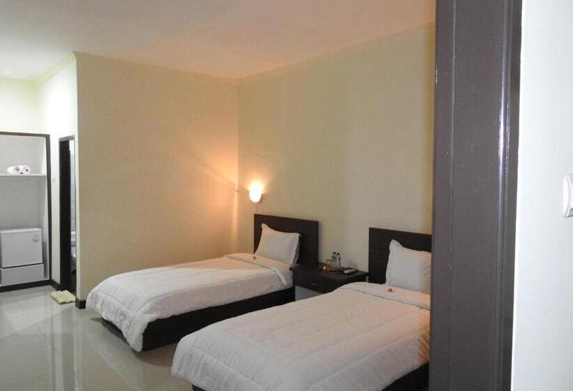 اتاق استاندارد, D Batur