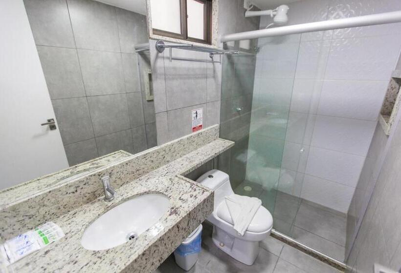 اتاق استاندارد چهارنفره با بالکن, Pousada Praia De Porto