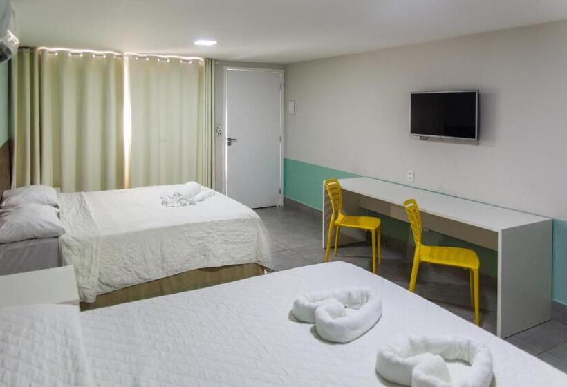 Quarto Quadruple Standart com Varanda, Pousada Praia De Porto