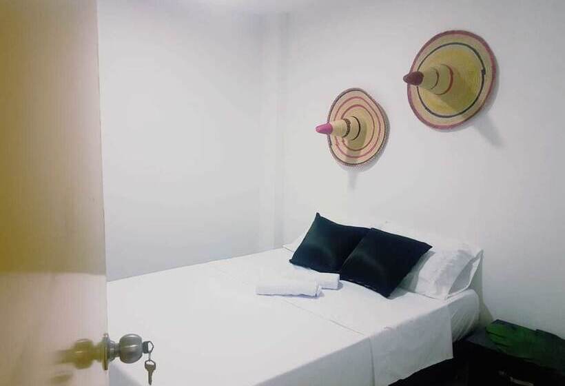 이코노미 룸, Cacica Hostel