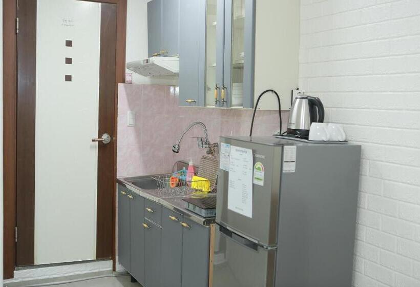 Quarto Familiar Superior, Mangsang Beach Pension