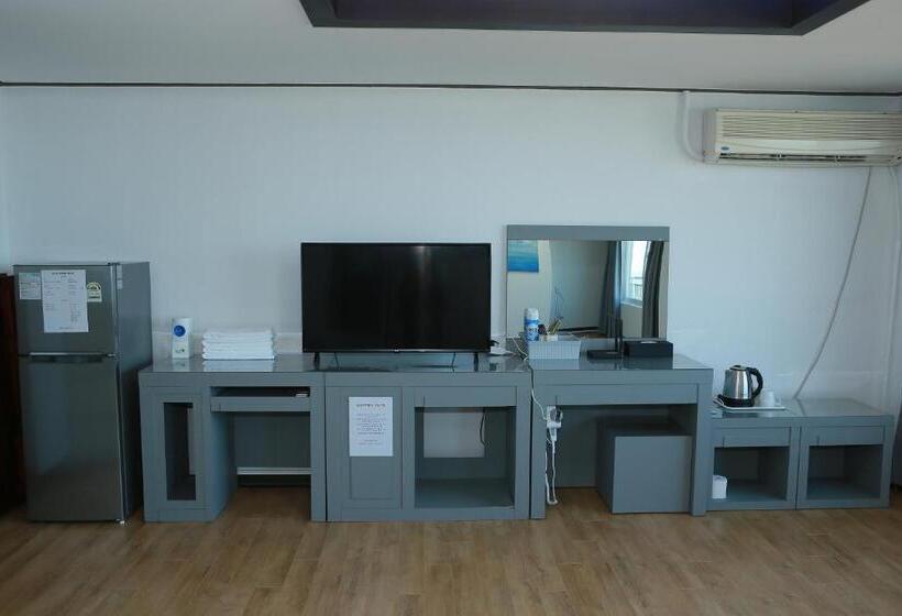 Suite Familiar, Mangsang Beach Pension