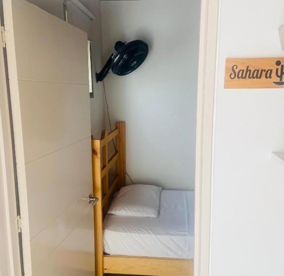 اتاق استاندارد یک نفره, Oasis Cali Hostel