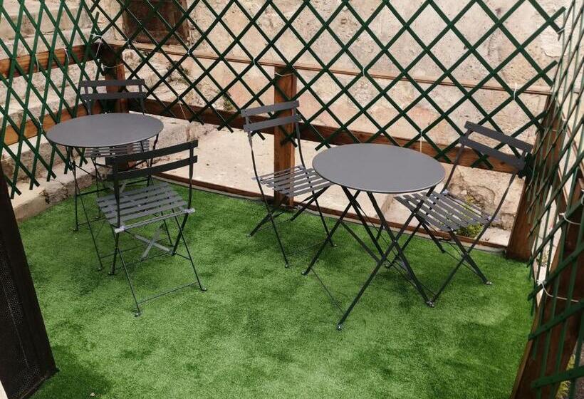 스탠다드 발코니 룸, Opera Boutique Rooms