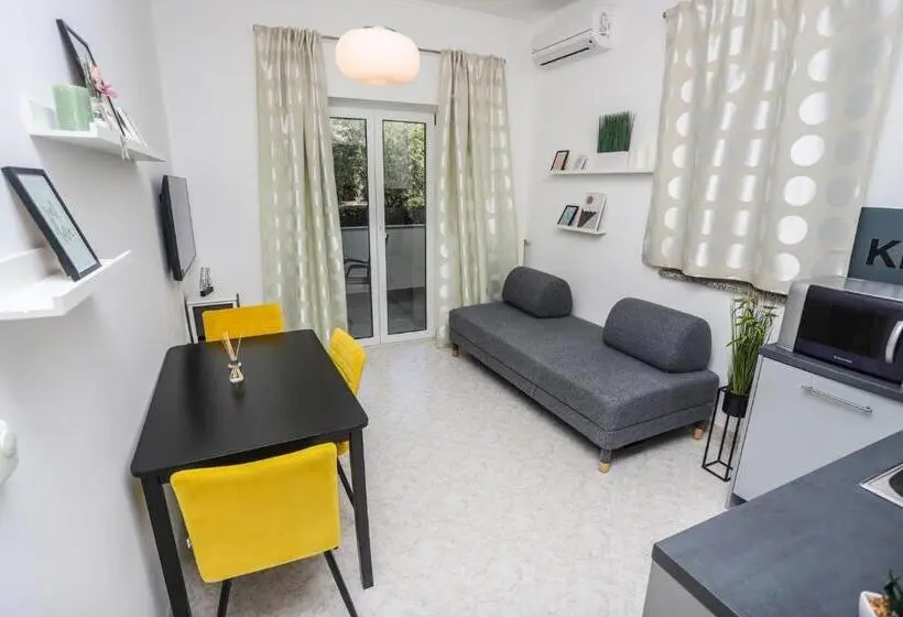 آپارتمان 1 خوابه با تراس, Apartments Silvano 407
