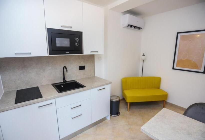 Апартаменты 1 Спальня Вид на Сад, Apartments Silvano 407