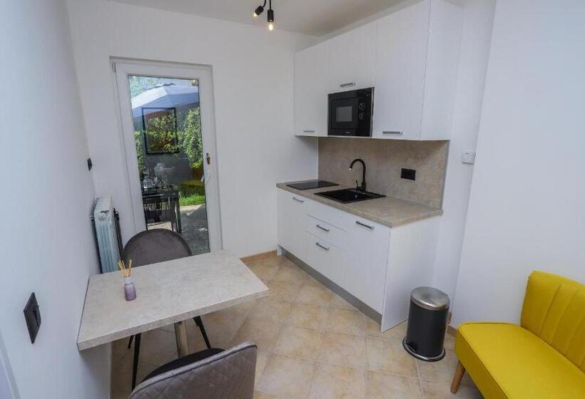 Апартаменты 1 Спальня Вид на Сад, Apartments Silvano 407