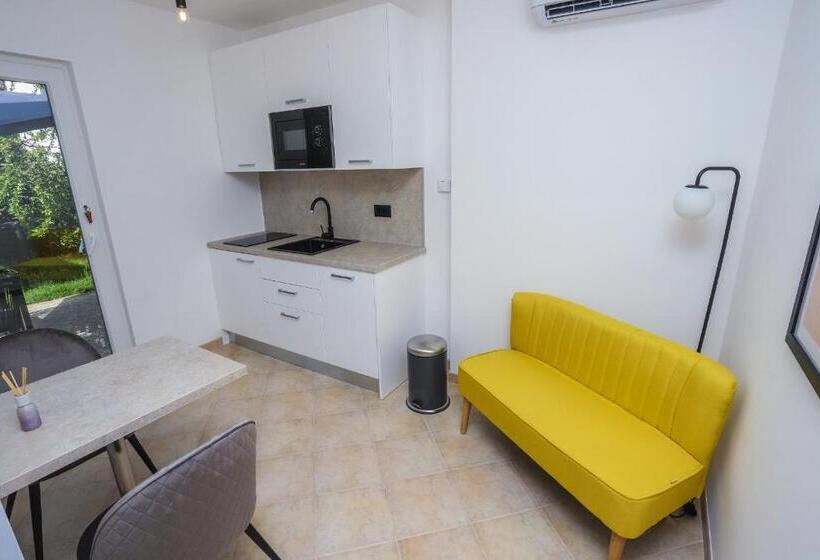 Апартаменты 1 Спальня Вид на Сад, Apartments Silvano 407