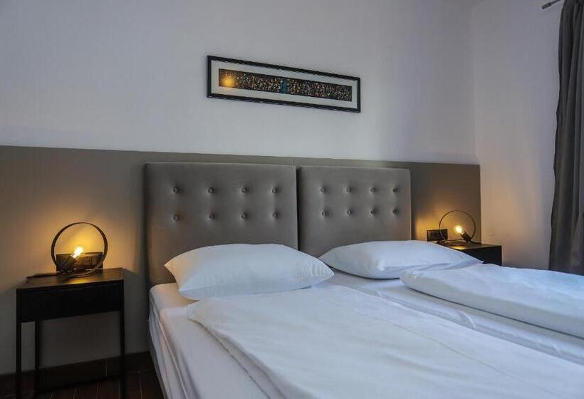 Апартаменты 1 Спальня Вид на Сад, Apartments Silvano 407