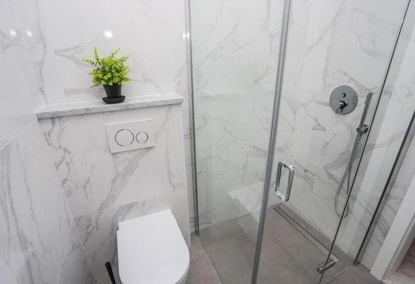 Апартаменты 1 Спальня с Балконом, Apartments Silvano 407