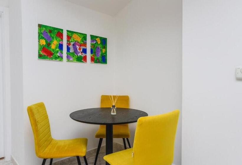 Апартаменты 1 Спальня с Балконом, Apartments Silvano 407