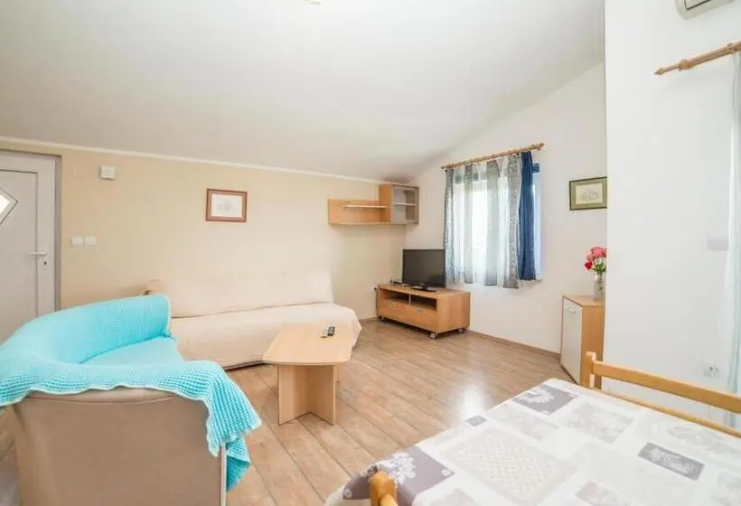 آپارتمان 1 خوابه, Apartments đurđa